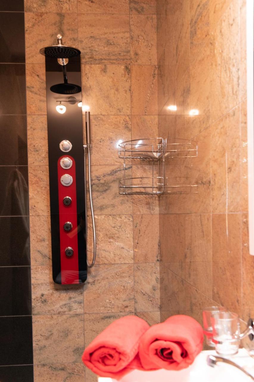 Romanticky Wellness Suite Hotel Heinz Dobris Kültér fotó